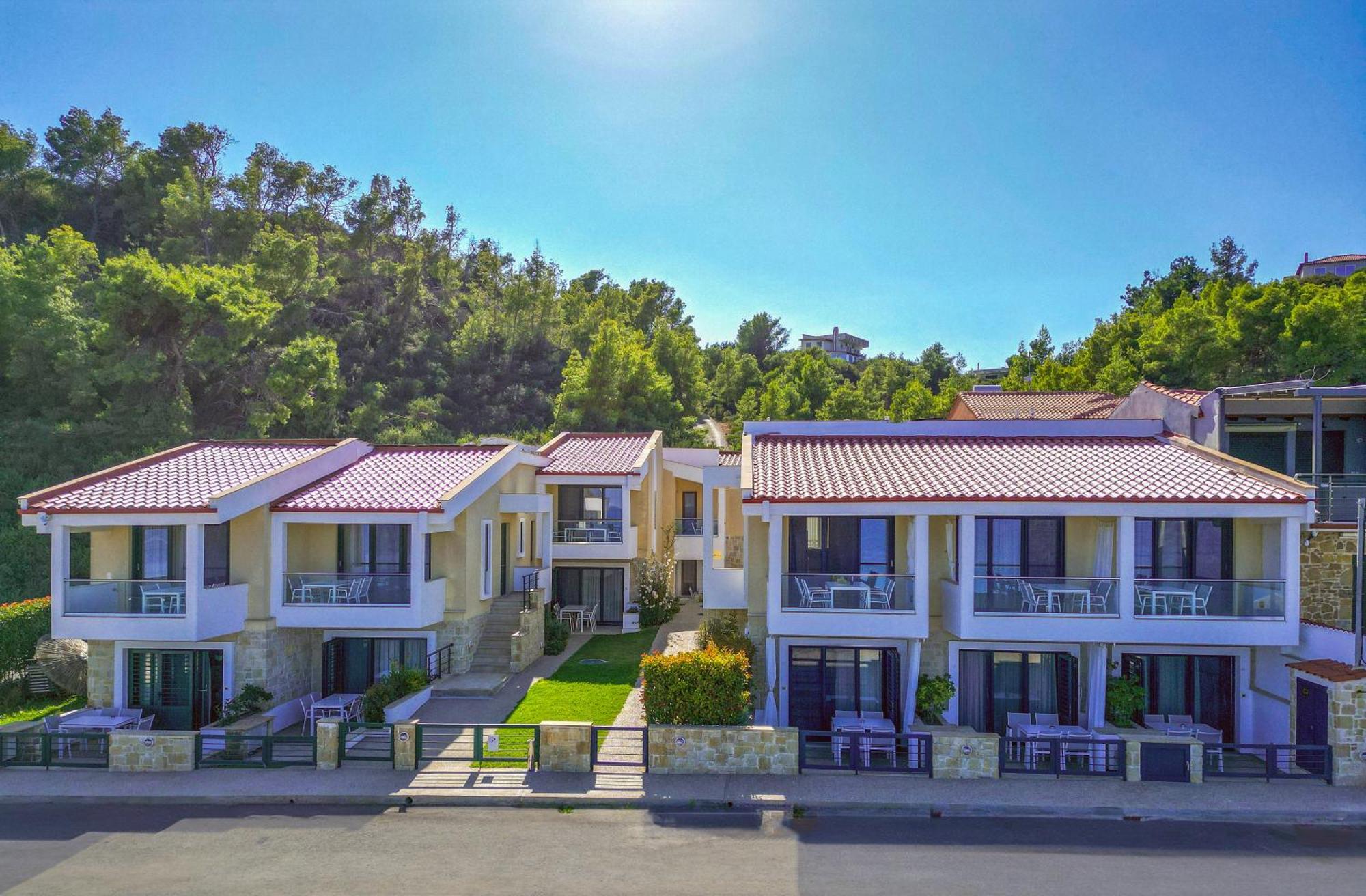 Elpiniki Luxury Apartments Nea Poteidaia Exterior foto