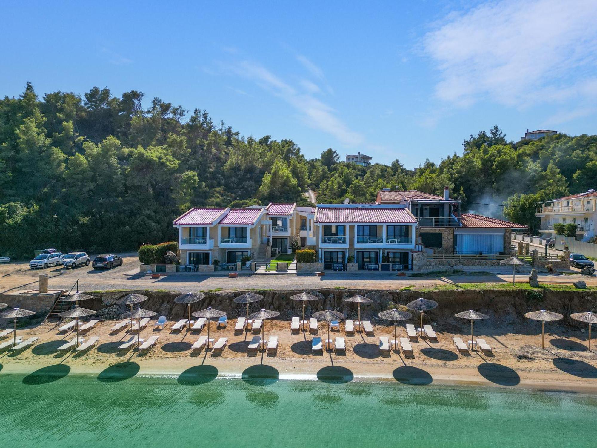 Elpiniki Luxury Apartments Nea Poteidaia Exterior foto